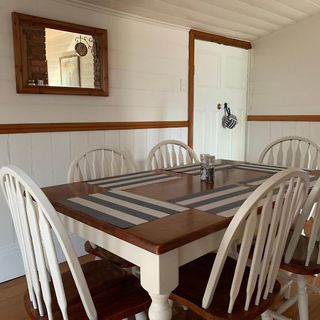 That Seaside Cottage - Fully Equipped Home, 4 Bedrooms On The Foreshore Tooradin Exterior photo
