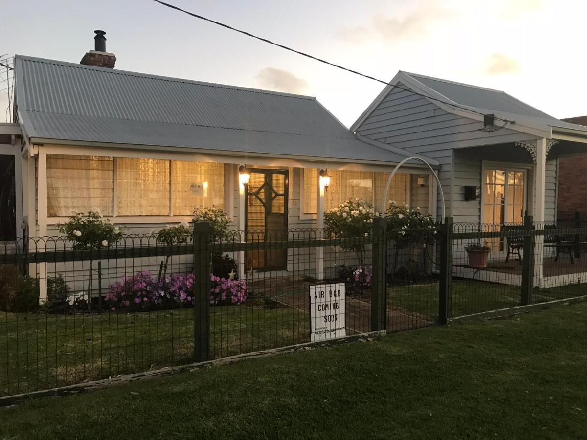 That Seaside Cottage - Fully Equipped Home, 4 Bedrooms On The Foreshore Tooradin Exterior photo