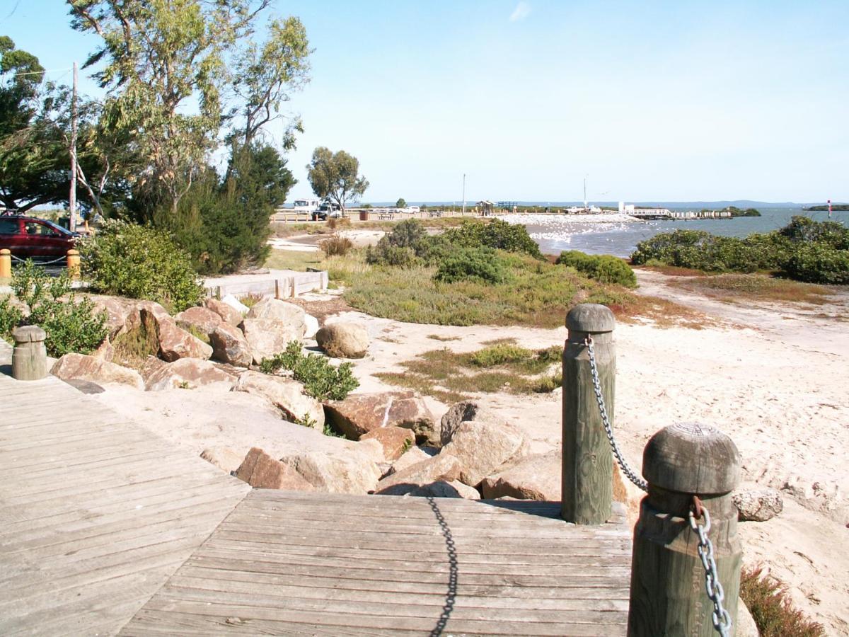 That Seaside Cottage - Fully Equipped Home, 4 Bedrooms On The Foreshore Tooradin Exterior photo